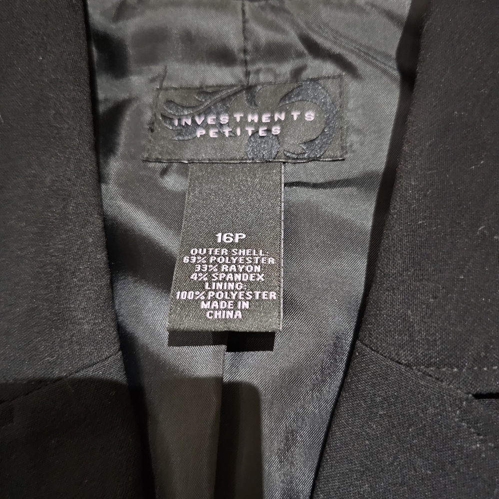 Investments PETITE Black Buttoned Blazer Size 16P - Picture 3 of 5